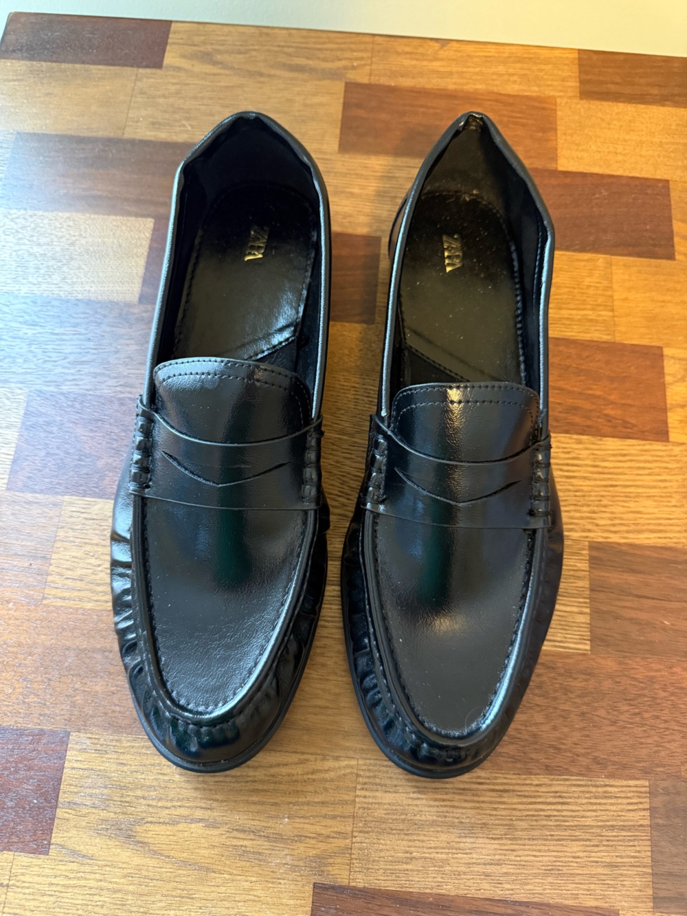 NWOT ZARA Classic Black WOMEN's Penny Loafers